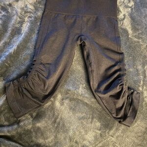Women’s lulu lemon Black Ruffled Leggings